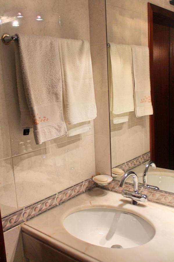 Manawa Camp Bed & Breakfast Costa da Caparica Exterior photo